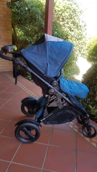 Stealcraft Strider Compact with Stealcraft Infant Carrier
