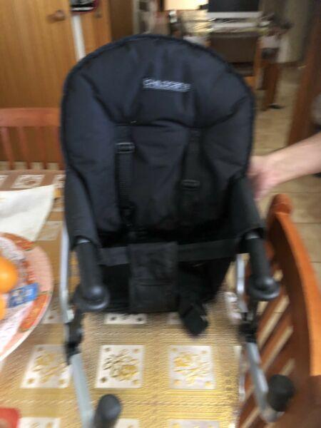 Portable baby chair
