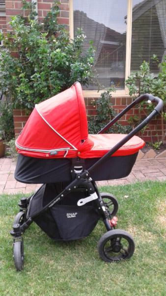 Valco Baby Snap Ultra - Q Bassinet and Stroller
