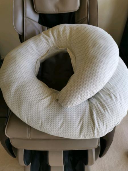 Baby Studio Maternity and Breastfeeding pillow