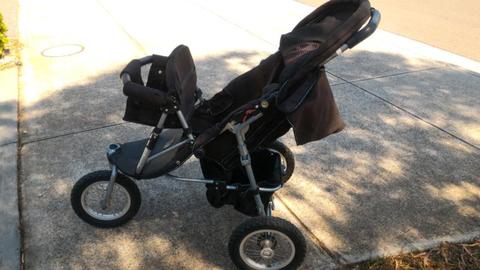 Toddler and Baby Stroller / Pram (Used)