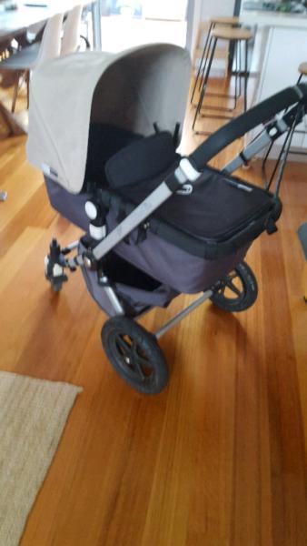 Bugaboo cameleon with seat and bassinet