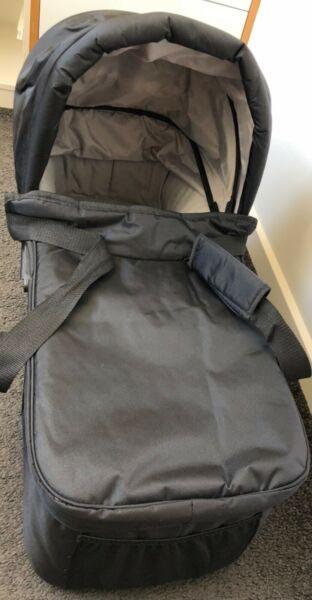 Baby Jogger Compact Bassinet