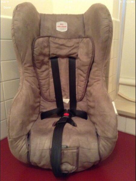 Safe and Sound Compac Car seat