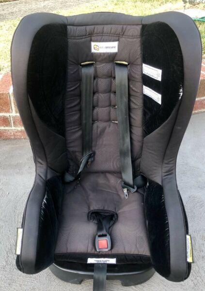Infant / Child Car Seat