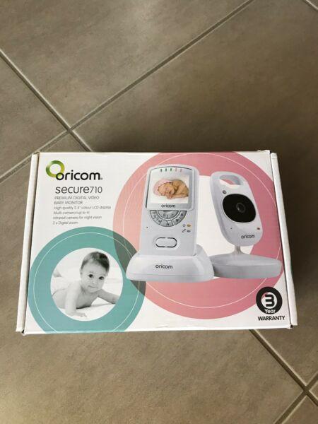 Oricom 710 video baby monitors *2 available $100 each set