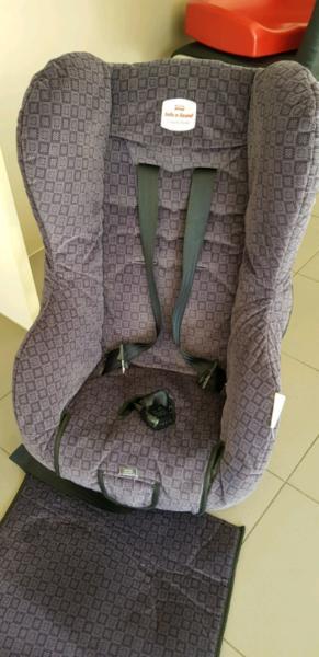 Safe and sound Britax Compact Car Seat $50