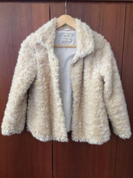 Girls fur jacket size 11/12 from Zara, UK