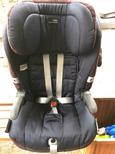 Britax Safe-N-Sound Maxi Gaurd car seat