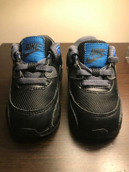 Nike air max toddler shoe size 5c