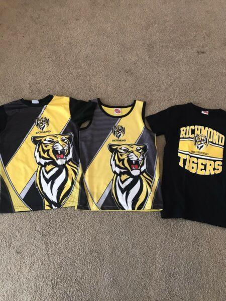 Richmond tigers tops. Boys size 10 & 12