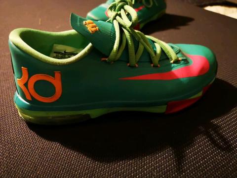 Nike Kd Air Youth Size 4