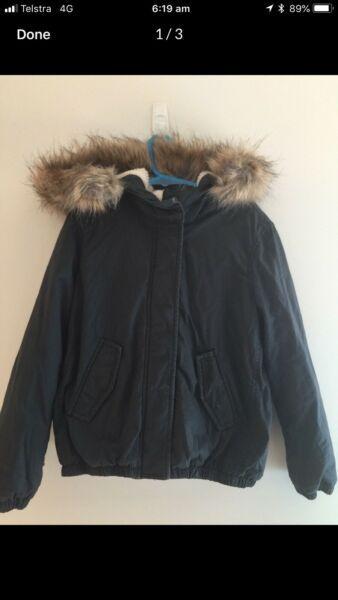 Girls/boys COUNTRY ROAD jacket size 6-7 years