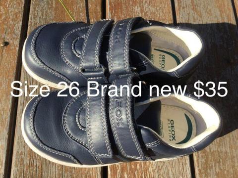 GEOX kids shoe size 26 brand new
