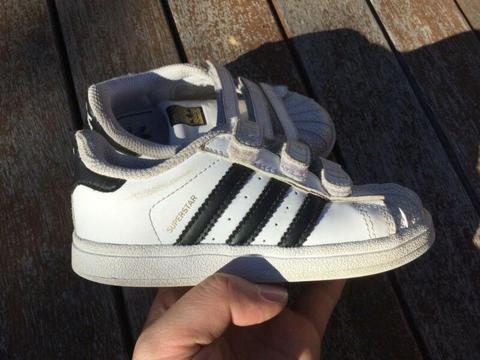 KIDS ADIDAS SHOES SIZE between 23-26