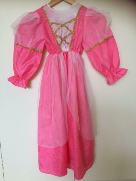 Pink princess dress in good condition for 5 to 7 year old