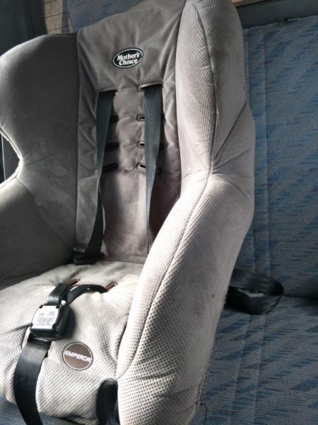 Kids car seat used clean