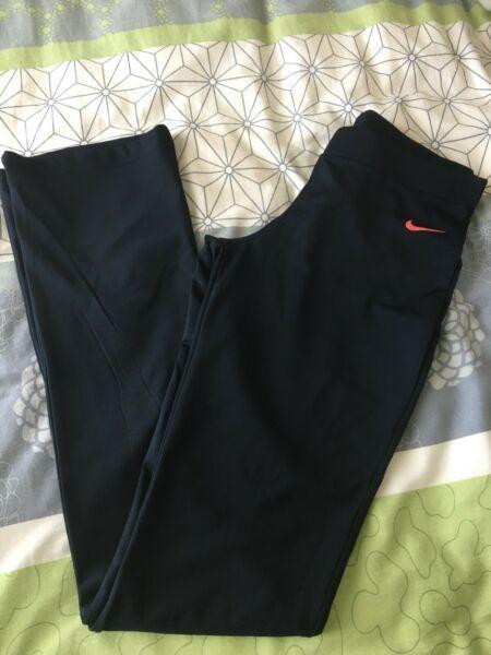 Large girls genuine Nike sweatpants