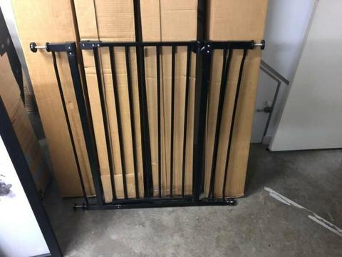 Safety Gate - x2 Full Sets. Perfect Condition