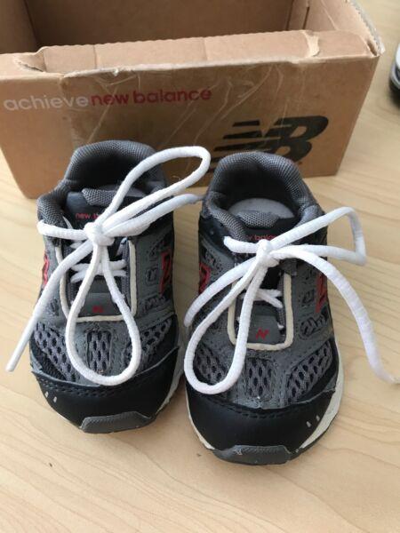 New Balance - Baby Trainers size - 3