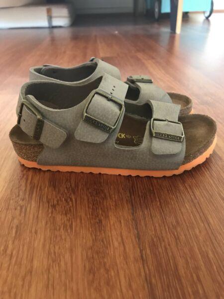Birkenstock grey summer boys sandal size 28