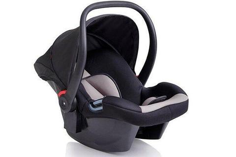 Newborn and baby car seat mountain buggy protect