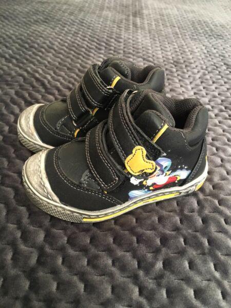 BRAND NEW Mickey Mouse Baby Shoes Size 4c