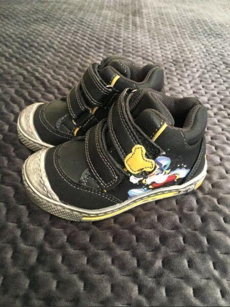 BRAND NEW Mickey Mouse Shoes Size 4c US