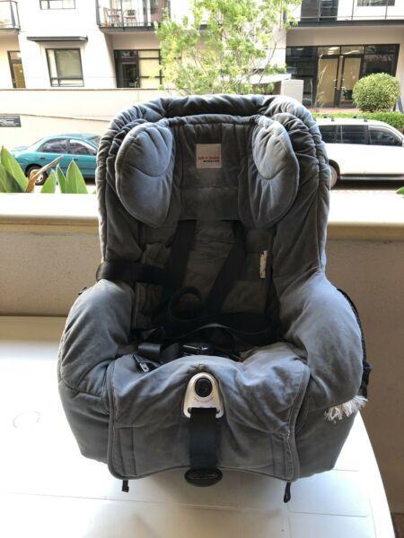 Safe n Sound Convertible Baby Car Seat / Chair