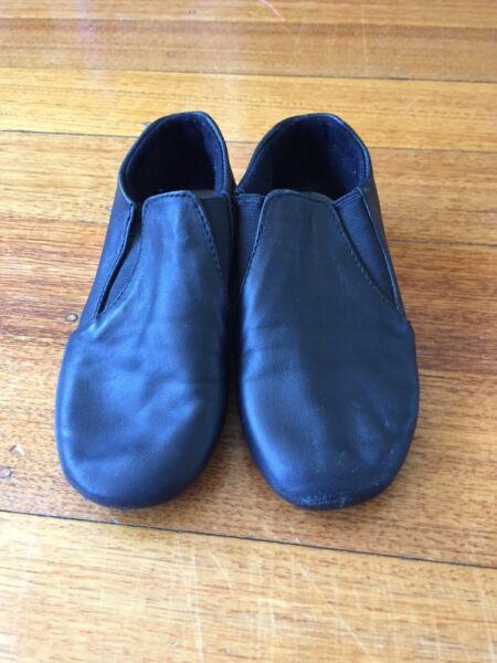 Dance Class Black leather jazz shoes- size 10.5