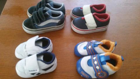 Assorted baby shoes
