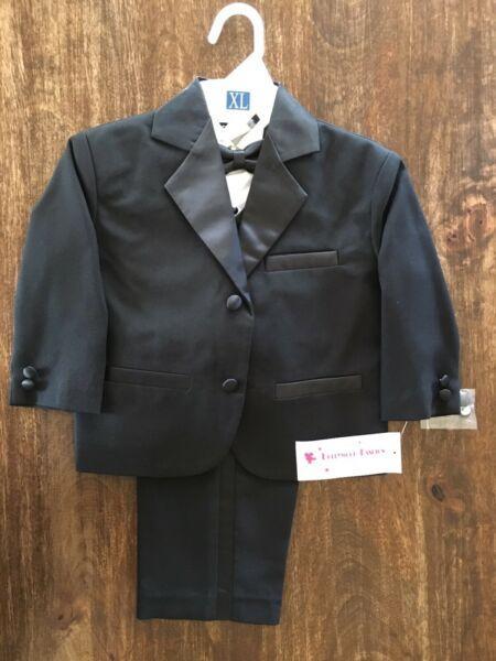 Boys 5pc black suit 1year old