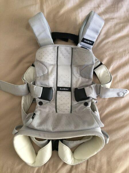 Baby Bjorn carrier one air