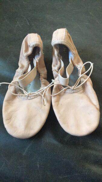 BLOCH Leather Ballet Slippers Size 13