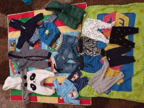 Bundle Baby boys clothes sz 0000