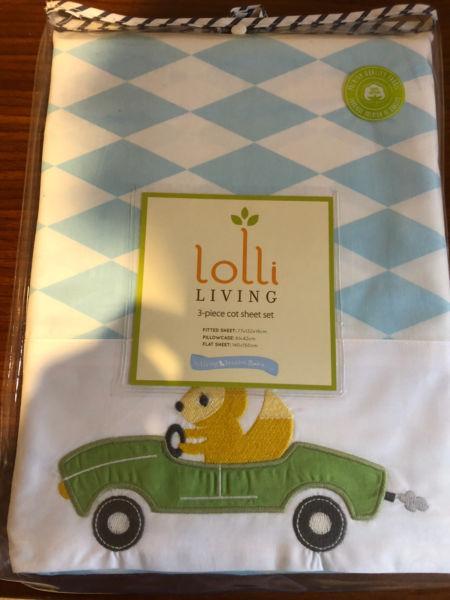 Lolli Living - 2 piece cot sheet set (BNIB) Juniper