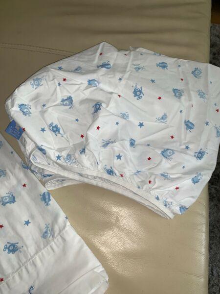 Living Textiles Baby Cot Sheet set Trains/Helicopters White Blue