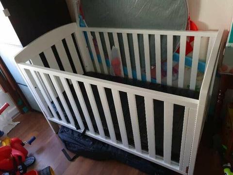 Baby Bed and change table
