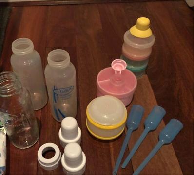Dr Brown bottles accessories and feeding containers