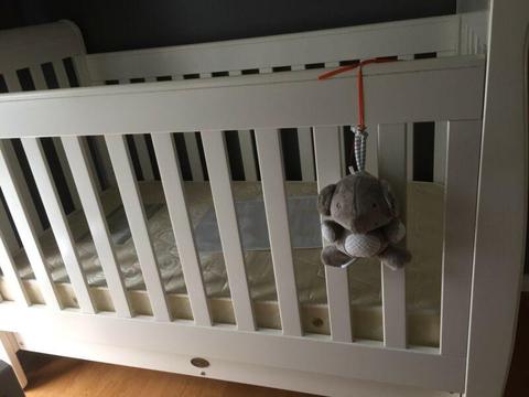 Wanted: Cots4tots white cot