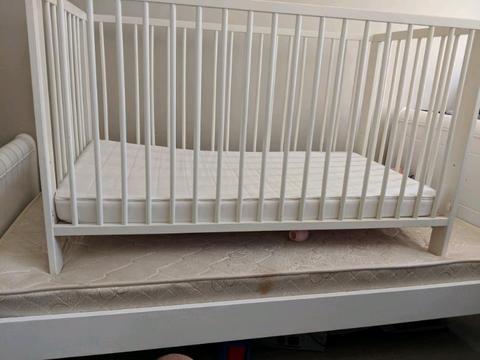 Baby cot and mattress