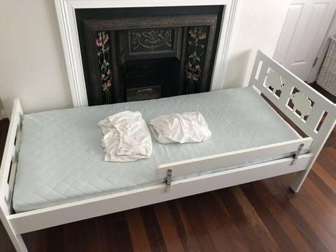 Ikea toddler bed (kritter) and foam/spring mattress