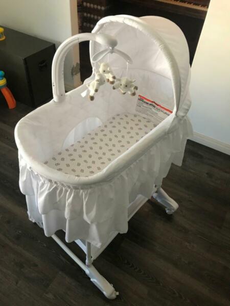 White baby bassinet