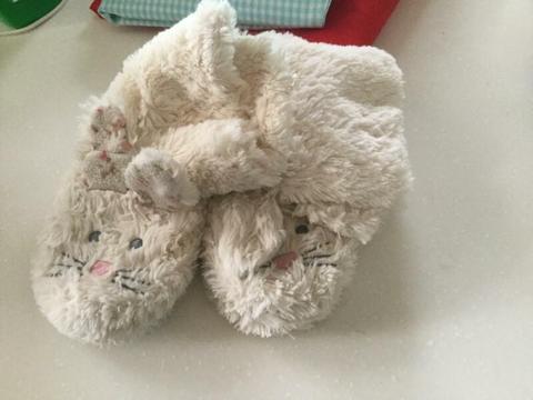 Size 13 fluffy bunny slippers
