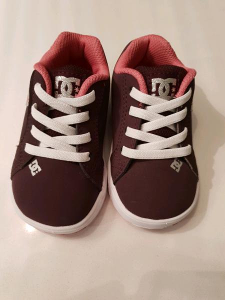 Toddler size 6 US or EUR 21.5 girls DC shoes brand new!!