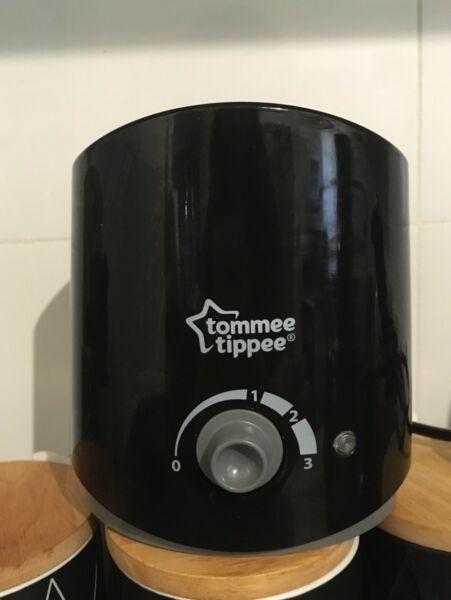 Tommee Tippee Electric Bottle/Food warmer in great condition