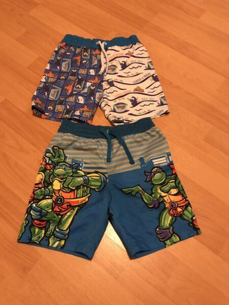 Boys character shorts nemo size 6 turtles size 7