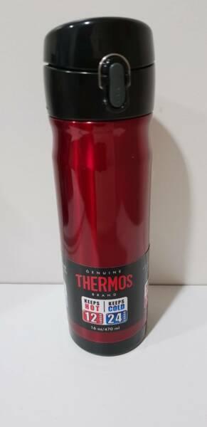 Brand New Thermos Vacuum Insulated Red Bottle 470ml