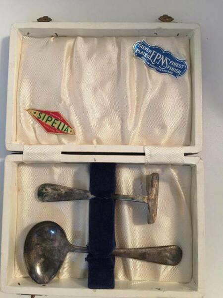 VINTAGE SILVER PLATED BABY SPOON AND FOOD PUSHER