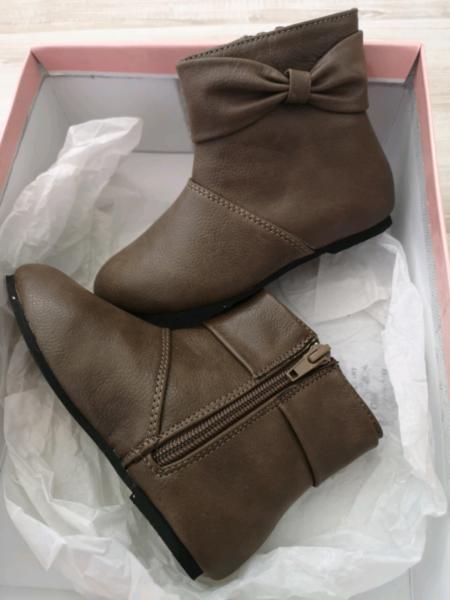Milkshake brown boots